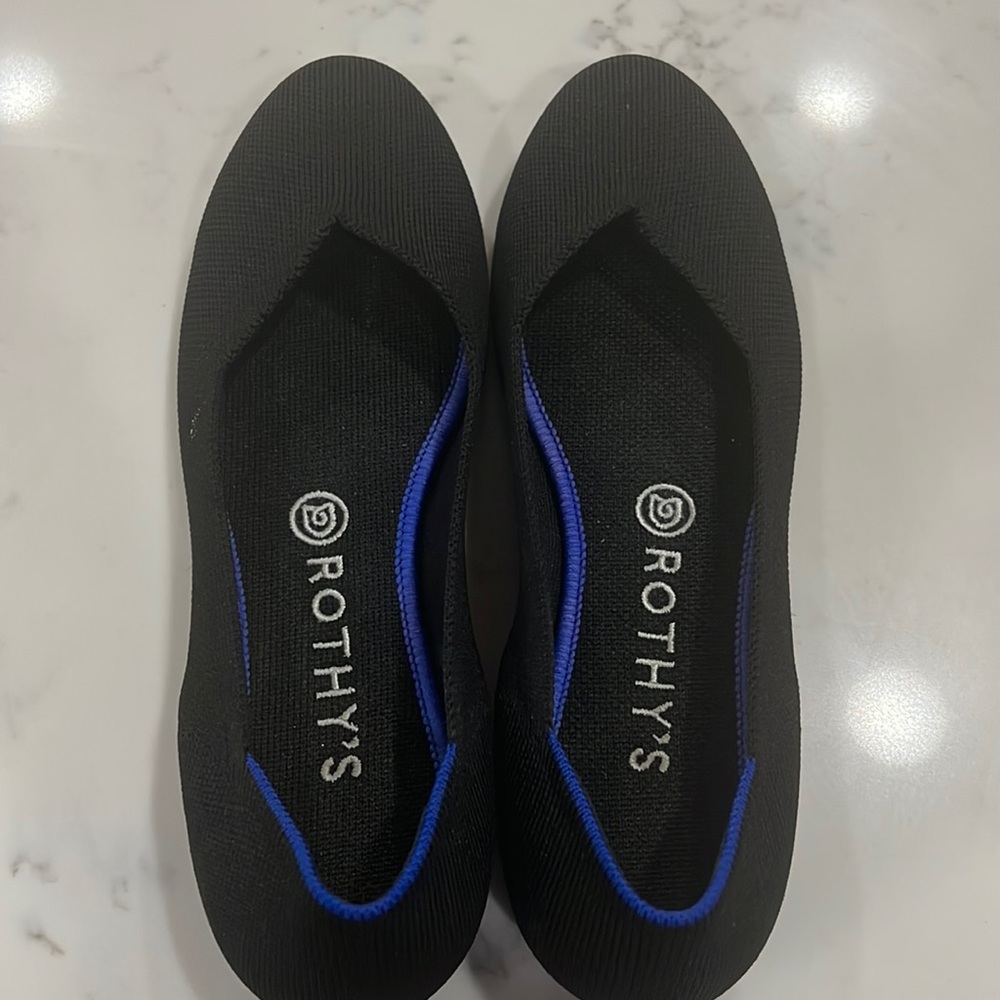 Rothy’s black woman’s shoes size 8.5
